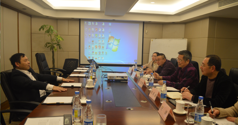 省钒钛钢铁产业协会与汇赢进行友好座谈(图1)