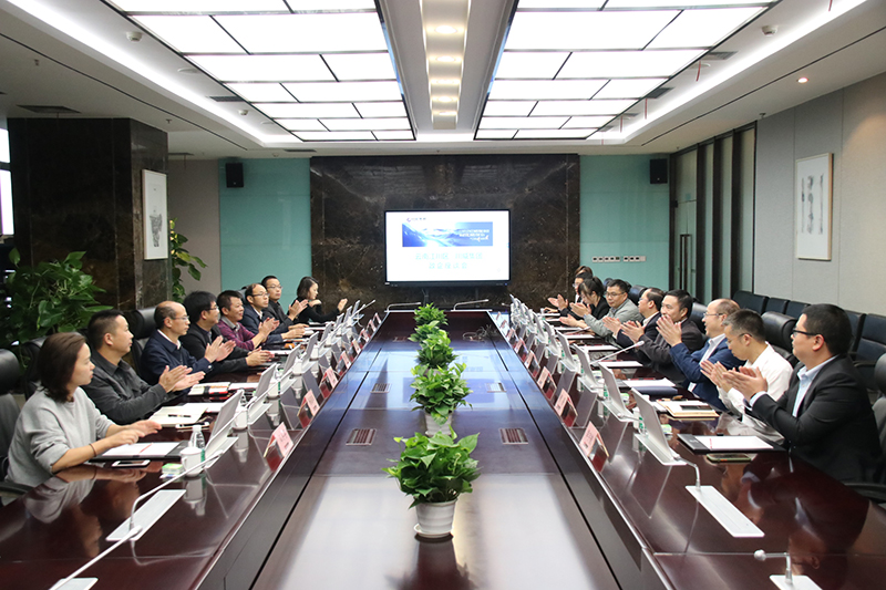 江川区区委副书记、代理区长常成莅临汇赢国际考察交流(图1)