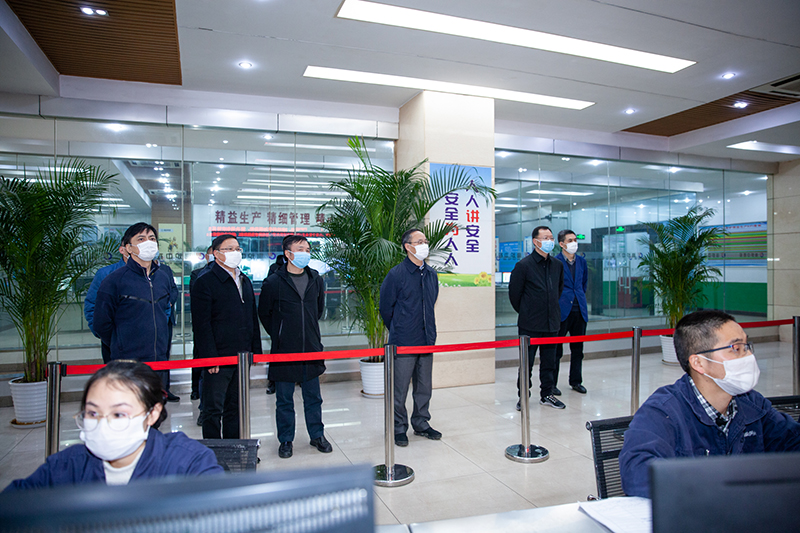 李云泽副省长赴汇赢连界基地调研疫情防控及经济发展情况(图1)