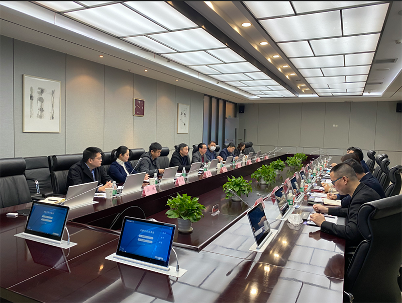 成都建工集团赴汇赢国际进行沟通交流(图1)
