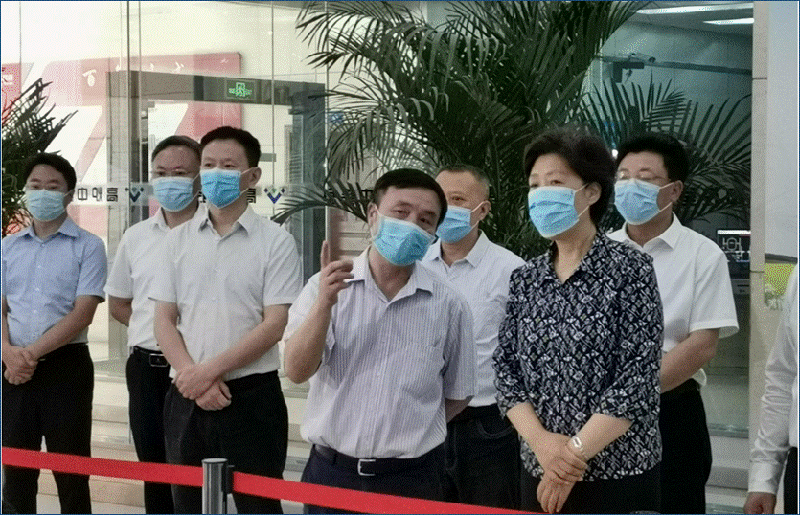 省委常委、统战部长、省总工会主席田向利调研汇赢连界基地并慰问一线员工(图1)
