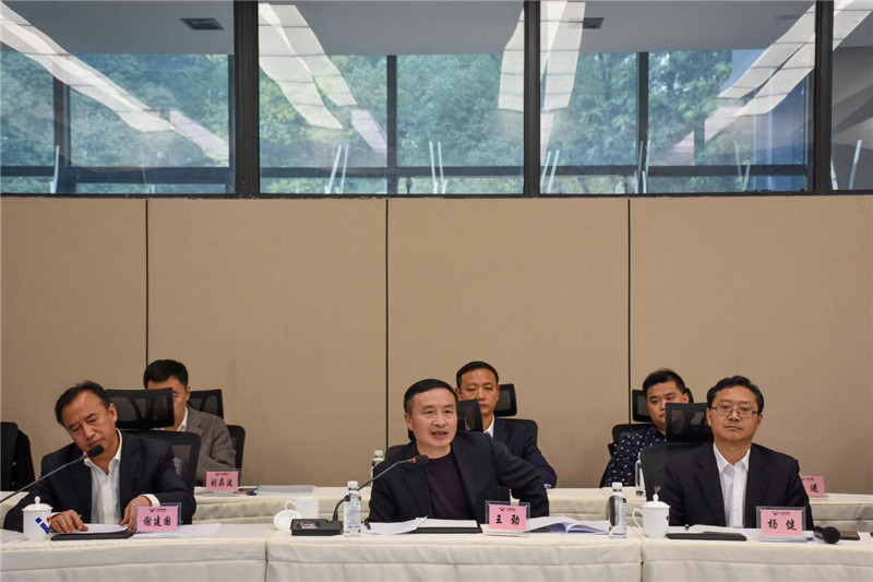 市政协主席康俊一行到汇赢召开“十四五”氢能产业发展调研座谈会(图2)