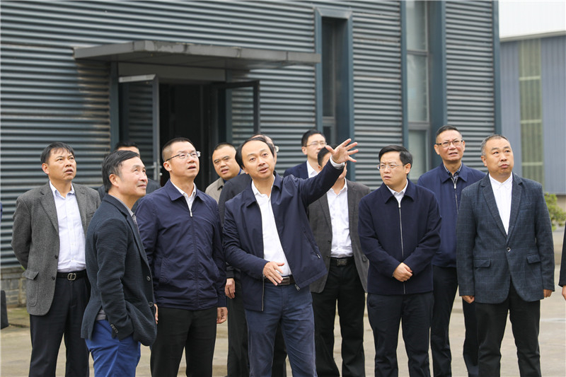 威远县委书记兰徐率队到汇赢连界基地调研(图2)