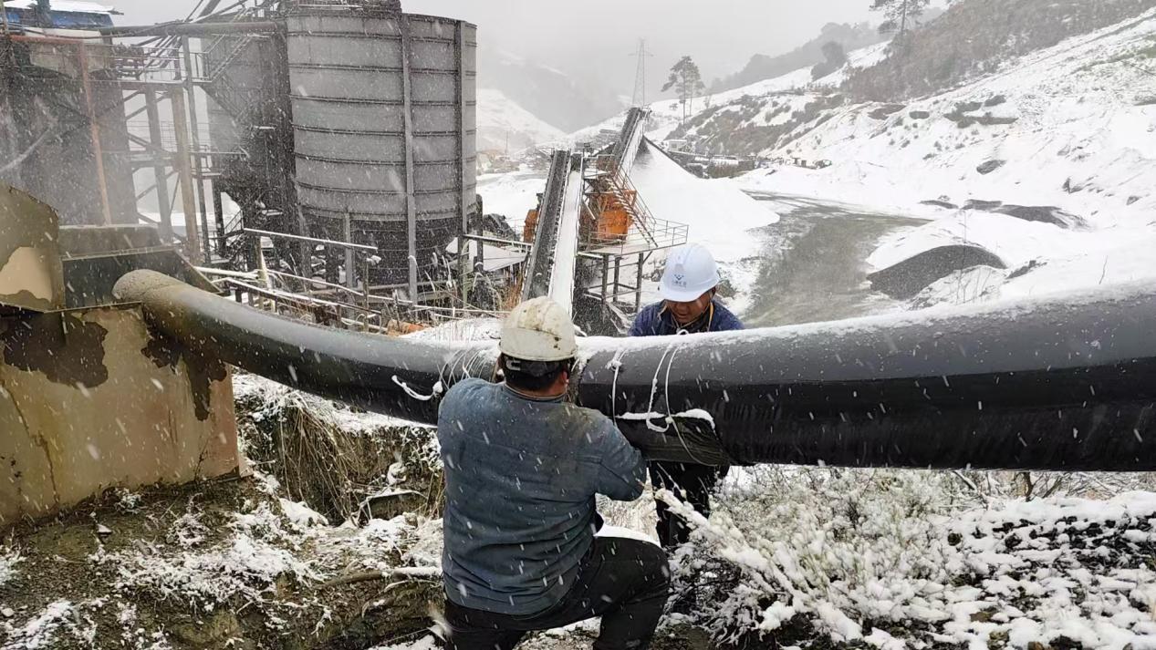 战风雪,斗严寒! ——联鑫矿业公司会理区域全力护航节前安全生产(图5) 战风雪,斗严寒! ——联鑫矿业公司会理区域全力护航节前安全生产(图5)