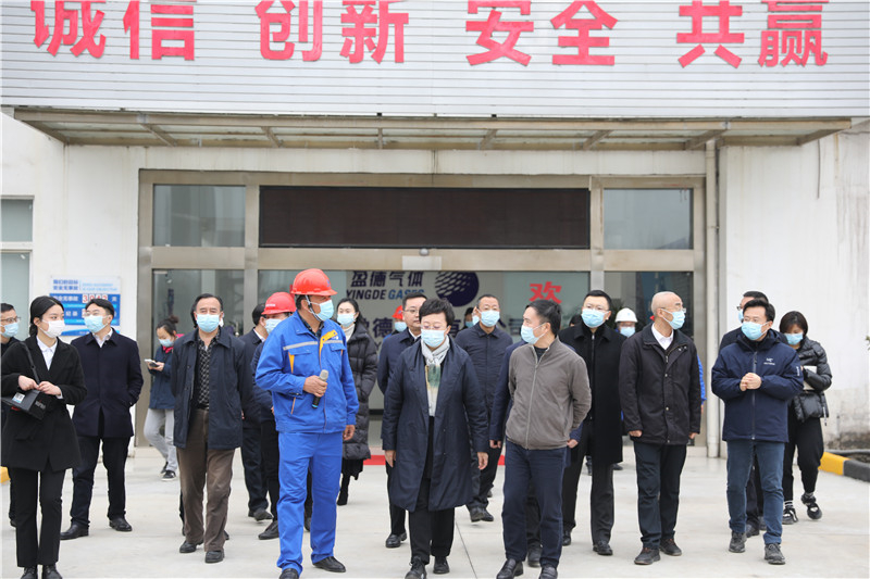内江市市长郑莉一行莅临汇赢连界基地调研(图3)