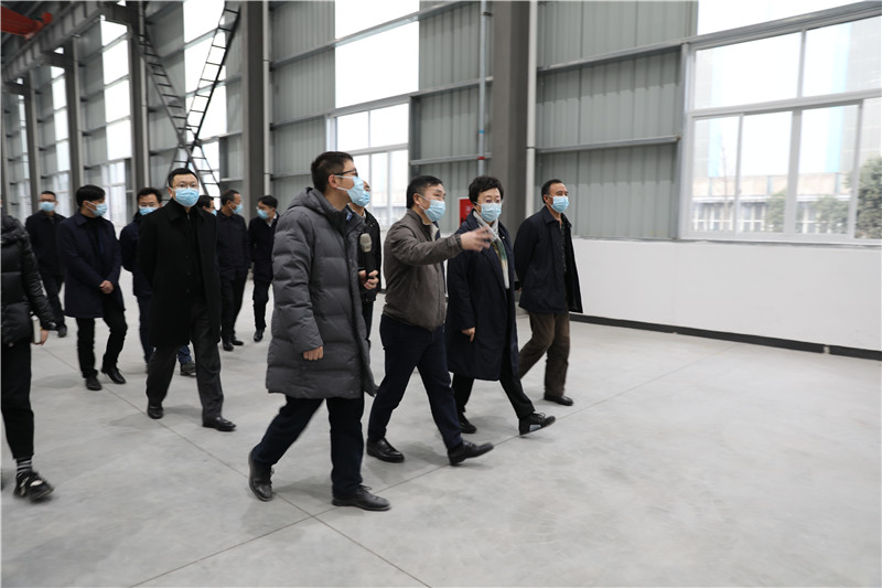 内江市市长郑莉一行莅临汇赢连界基地调研(图4)