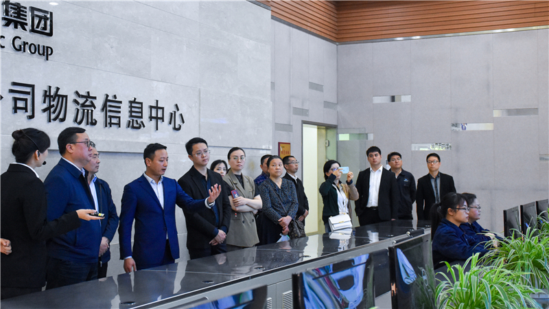 市人大副主任曾廷富一行到汇赢调研(图2)