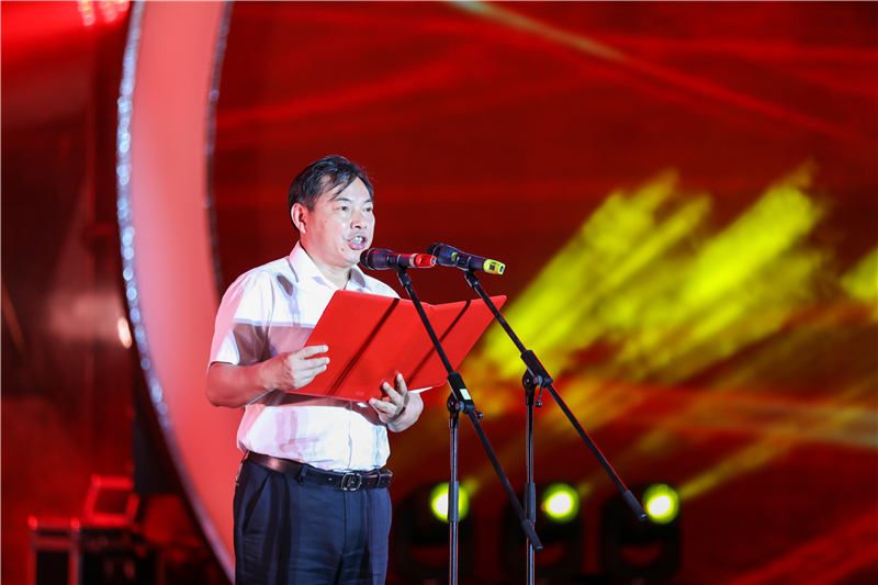 集团公司隆重举行“百年汇赢——喜迎建党100周年”文艺晚会(图2)