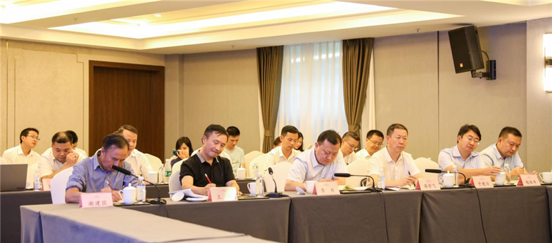 四川省委省政府决策咨询委员会到汇赢国际交流调研(图3)