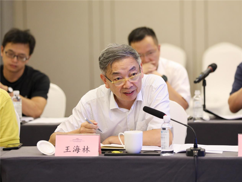 四川省委省政府决策咨询委员会到汇赢国际交流调研(图6)